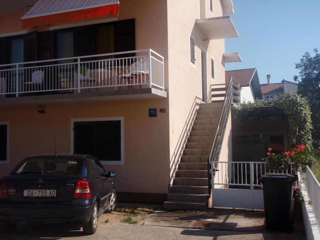 Apartments Nika Vodice Exterior foto